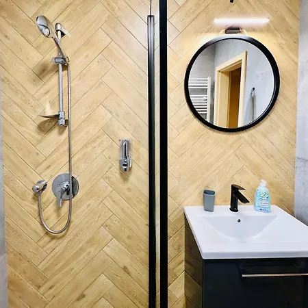 Bart Apatrments Veľká Lomnica B Apartamento